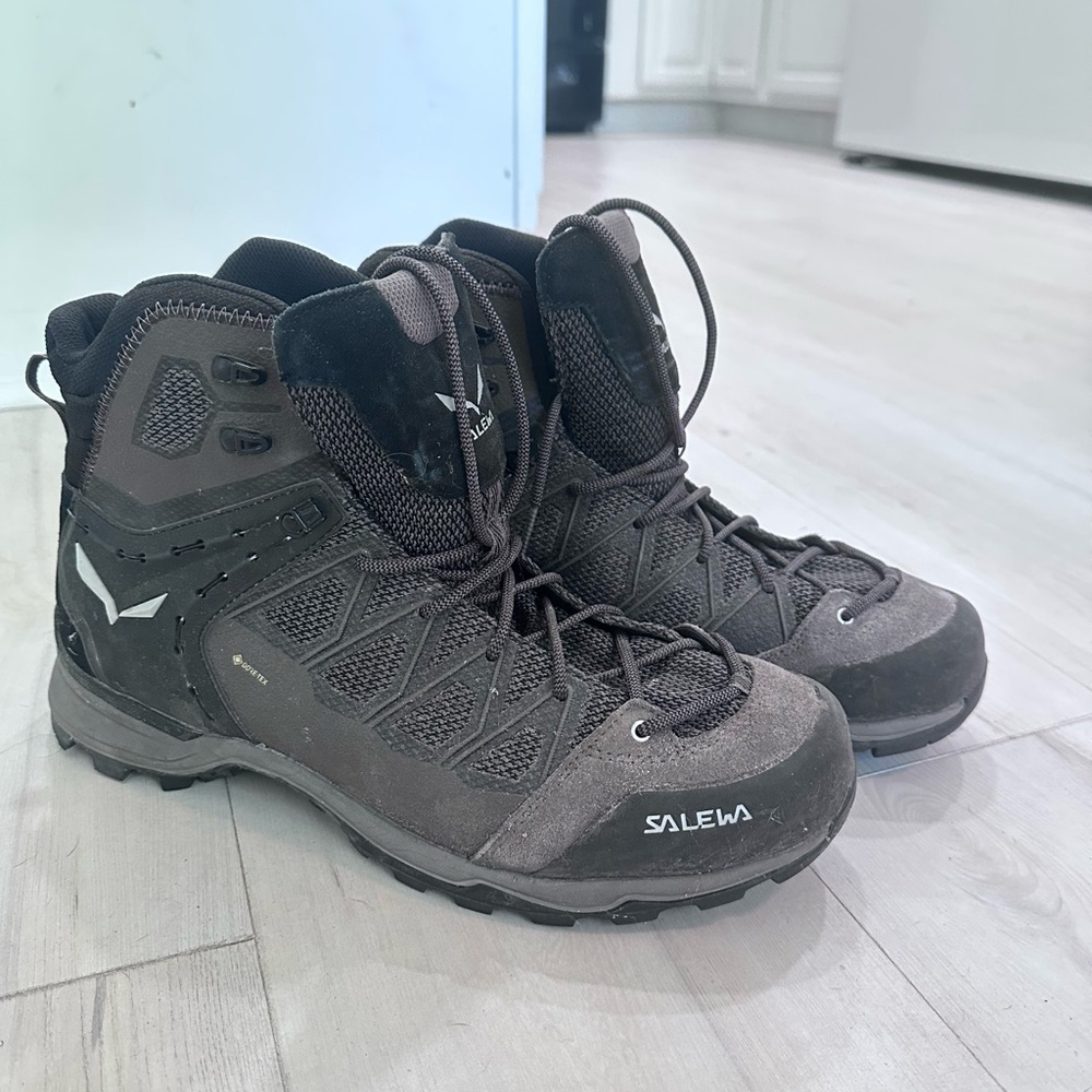 Salewa Black and Gray Hiking Boots with Ankle Support